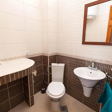 Kuca Marssili Holiday home Grizane-Belgrad