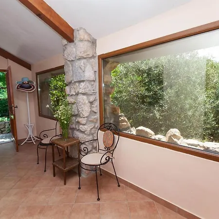 Holiday home Kuca Marssili