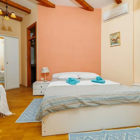 בית נופש Kuca Marssili *