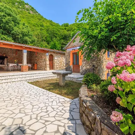 Kuca Marssili Casa vacanze *