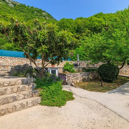 בית נופש Kuca Marssili *